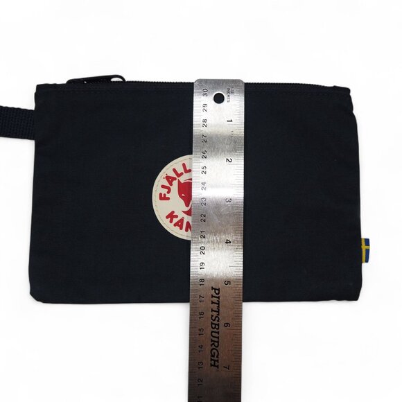 Fjallraven Kanken Gear Pocket "Navy - 560" 25863sms - Picture 8 of 8
